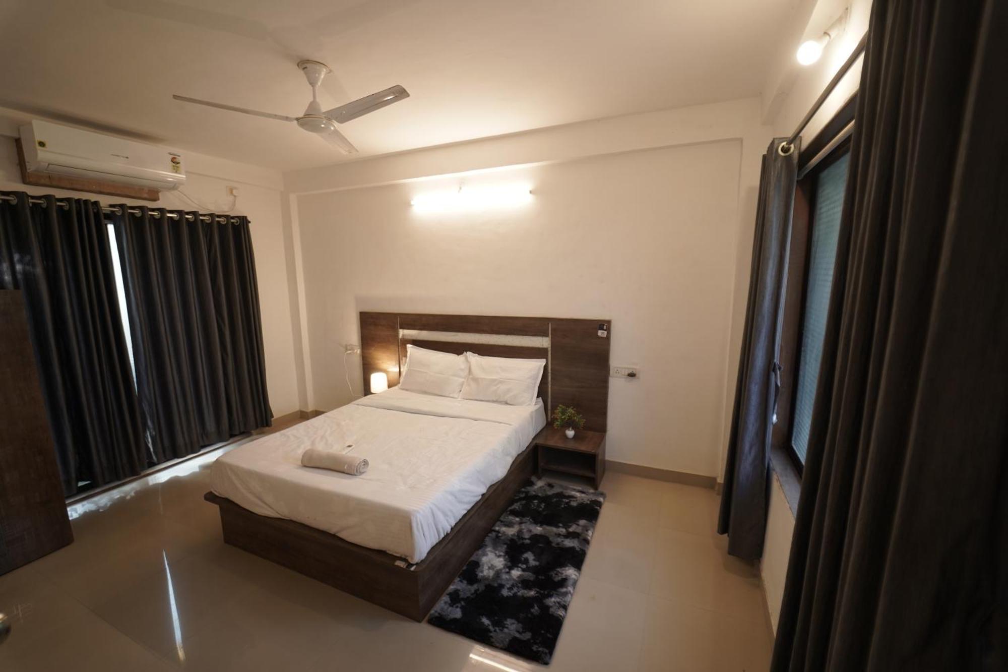 לונבלה Ananya Villa Ac Luxury Ll 3Bhk Ll Private Villa Ll With Swimming Pool Ll מראה חיצוני תמונה